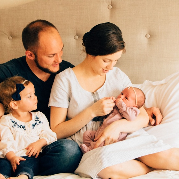 Meet your Posher, Sara - Picture 1 of 1